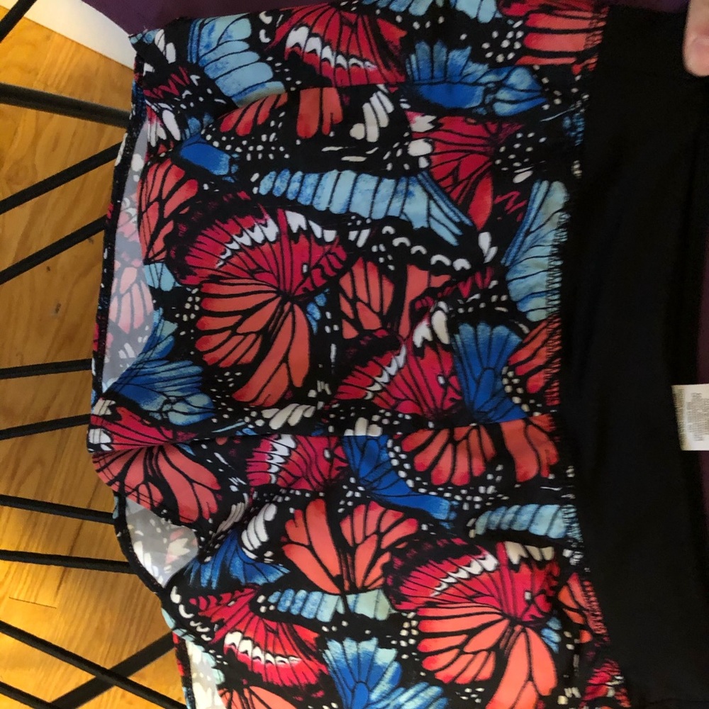 Girls butterfly print running shorts